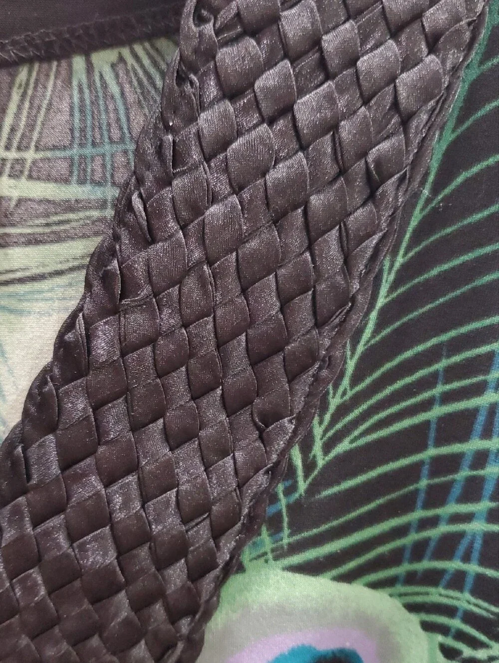 Cato Black and Green Peacock-Print V-Neck Tunic - Picture 4 of 9